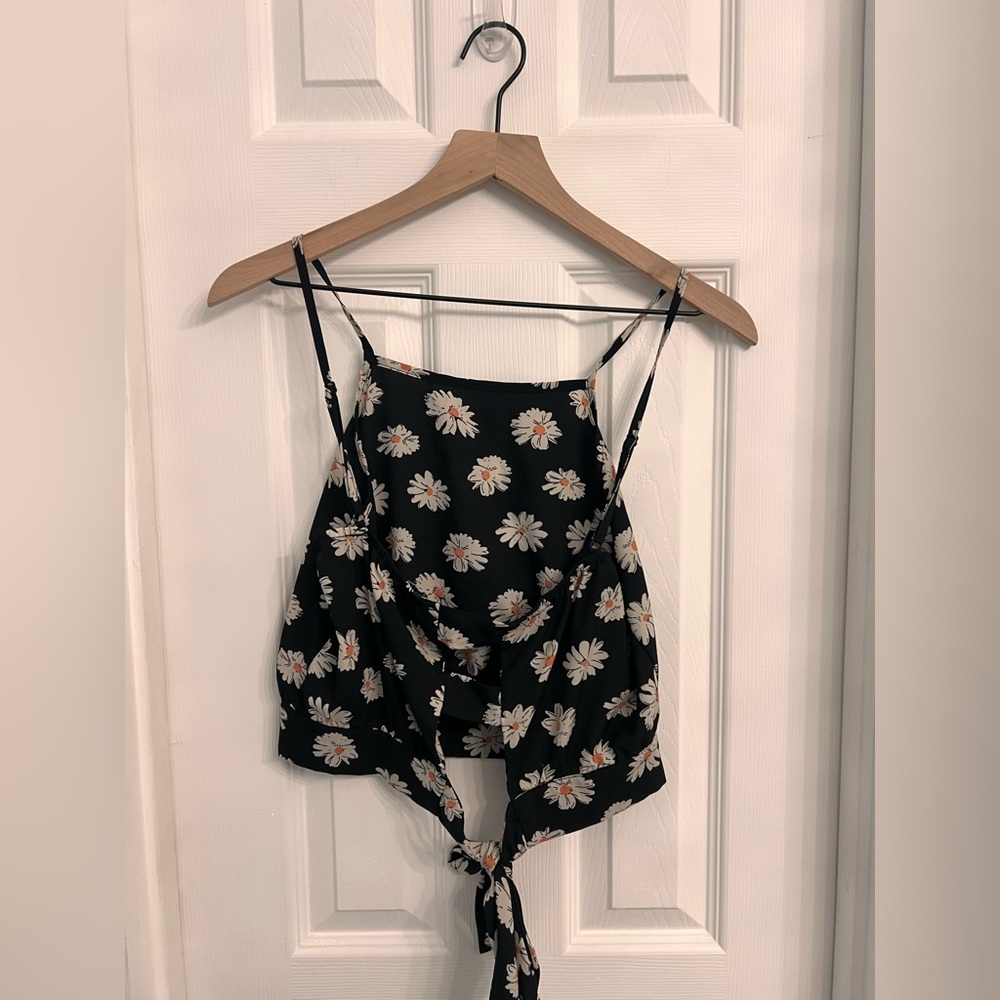 NWOT Fifty Street Floral crop top - Picture 4 of 9